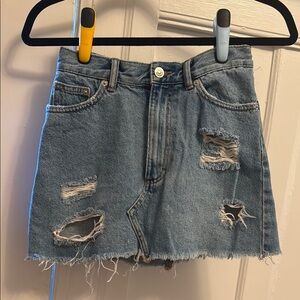 S Pull&Bear Distressed Denim Mini Skirt